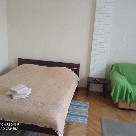 Apartments On Arkhypenka Street Lviv Bagian luar foto